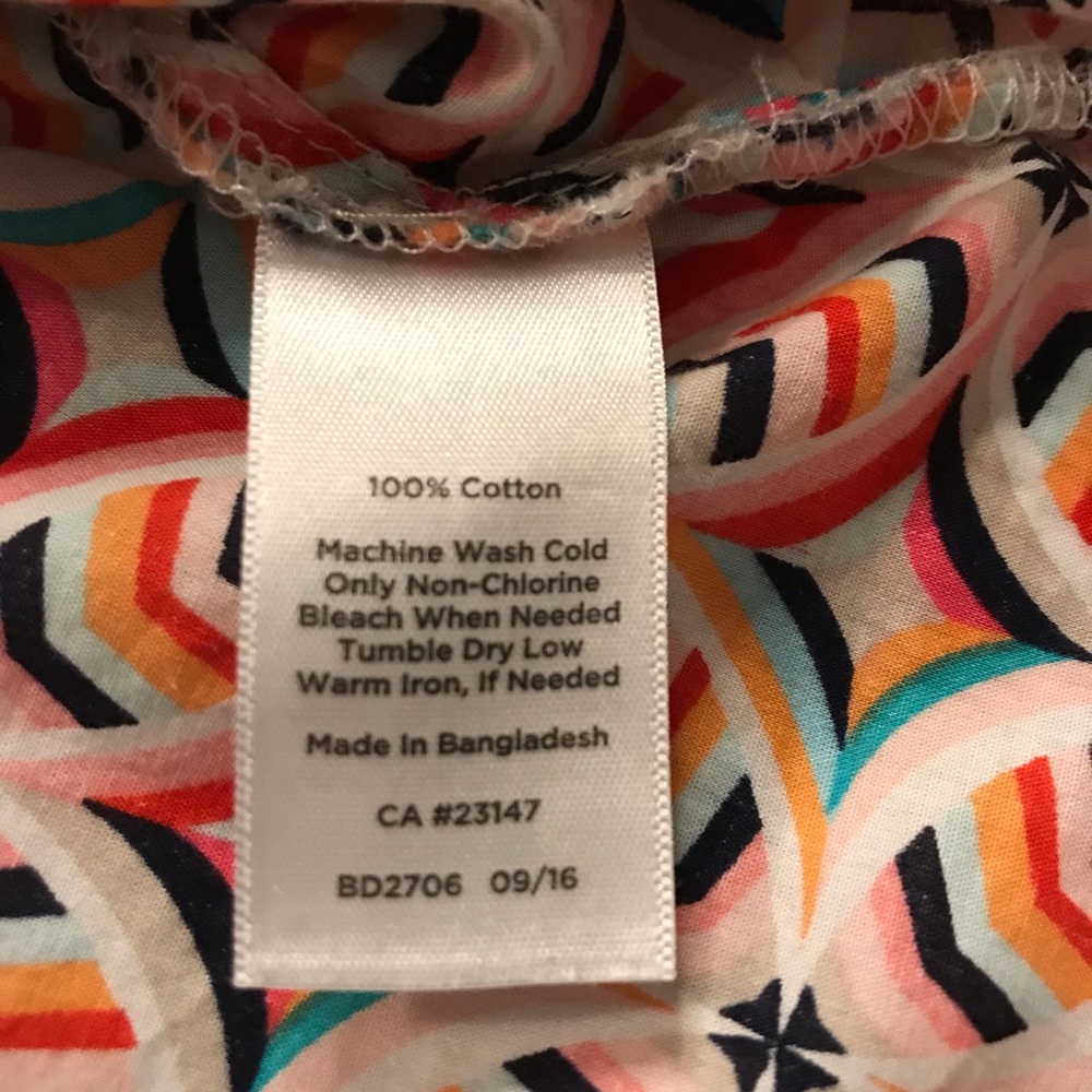 Talbots Geometric Print Lightweight Top - Picture 5 of 5